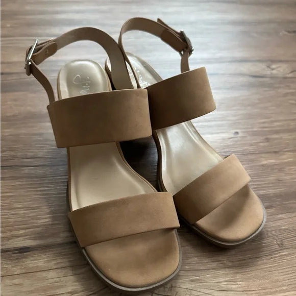 Tan Women's Sandals - Picture 2 of 8